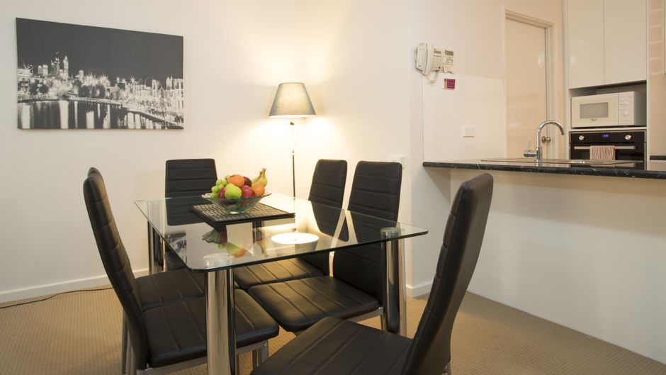 Regal Apartments Room