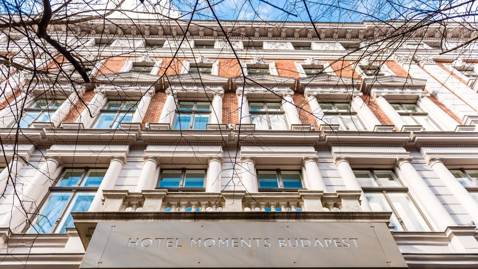Hotel Moments Budapest Exterior