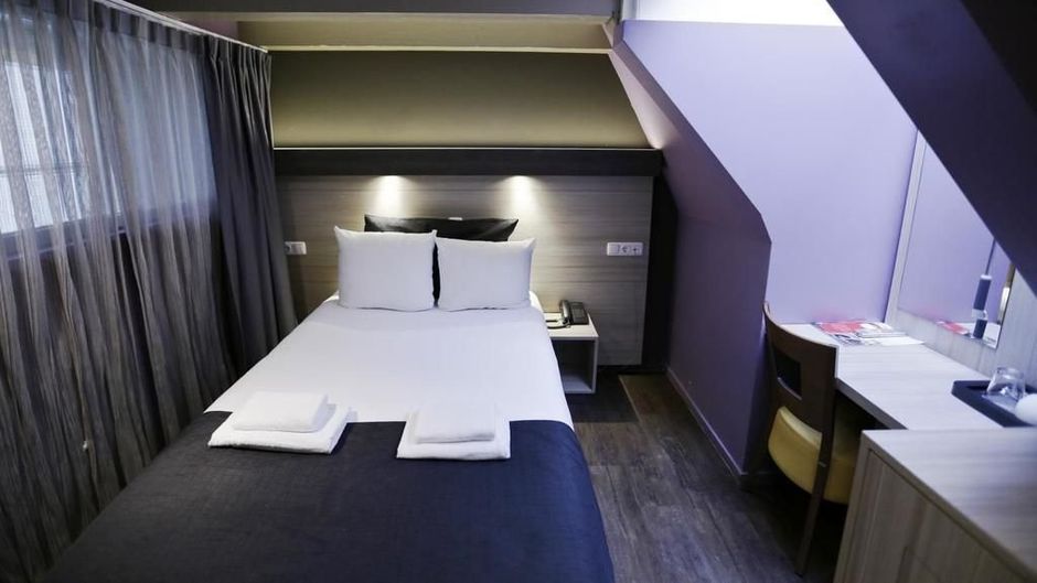 City Hotel Amsterdam Hotel Room