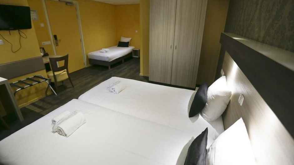 City Hotel Amsterdam Hotel Room
