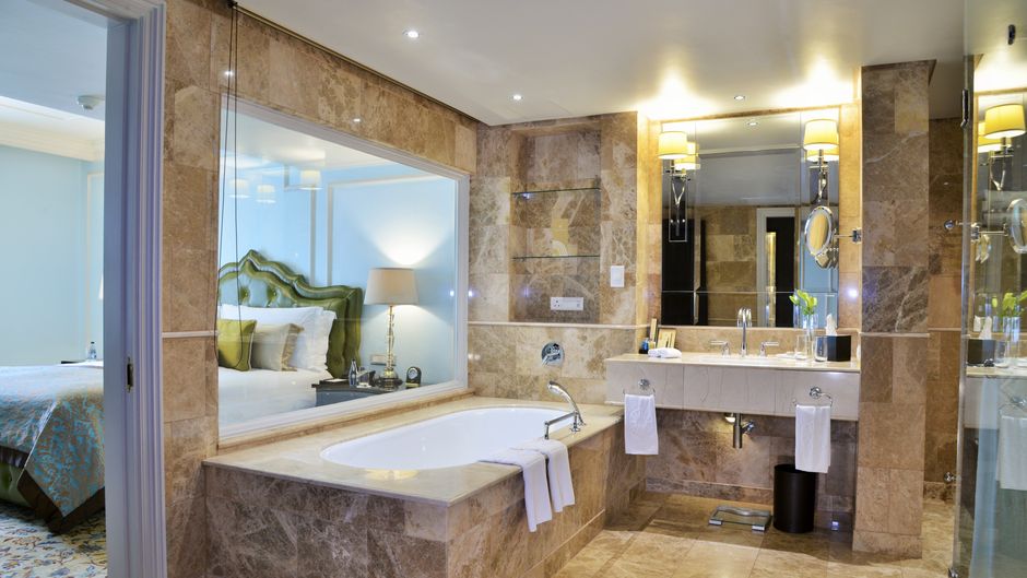 Taj Cape Town Room
