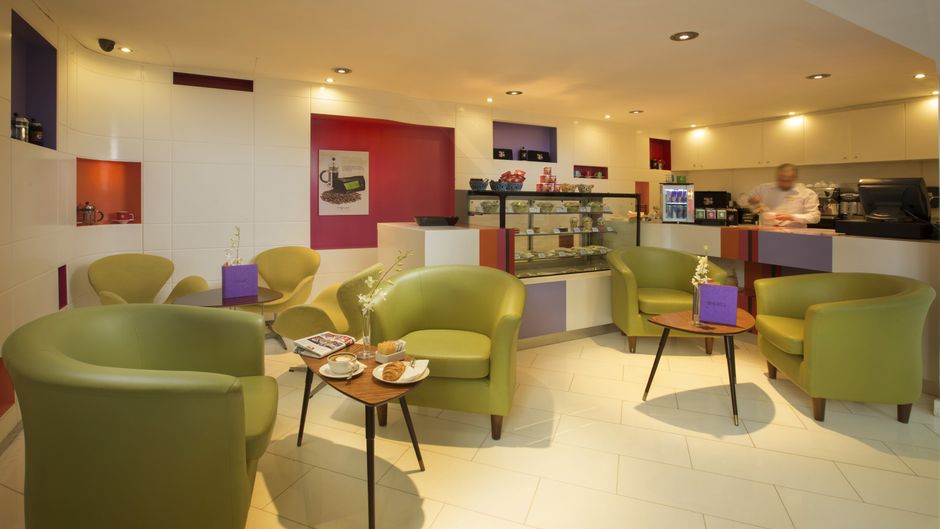 M Hotel Downtown Lobby