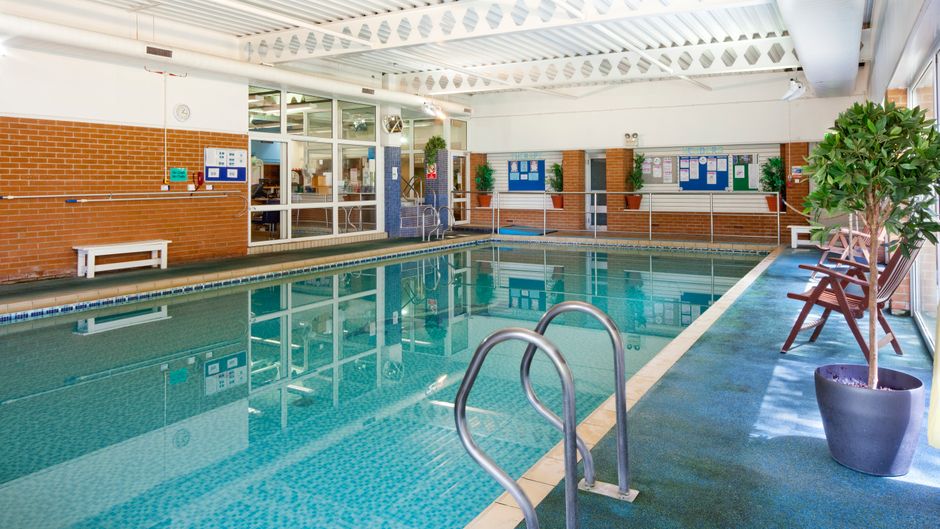 Holiday Inn Norwich Pool
