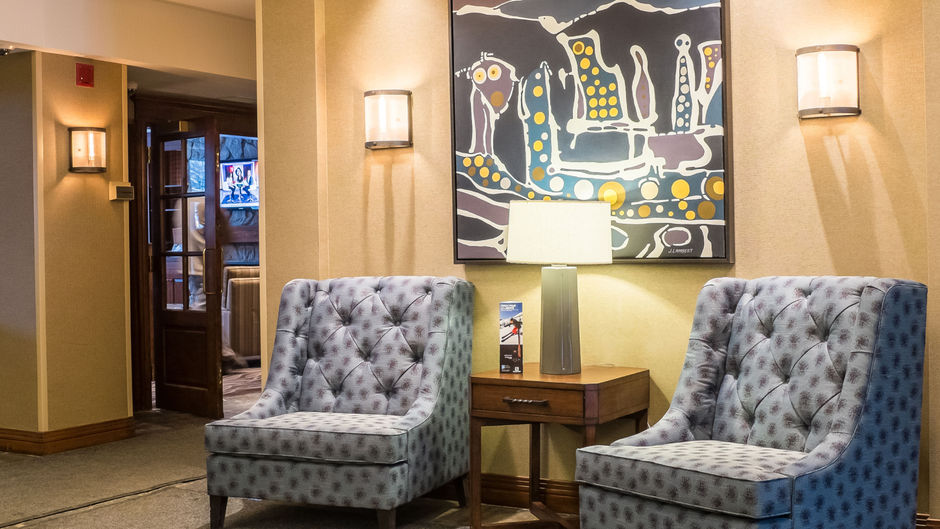 Holiday Inn Express & Suites Tremblant Exterior