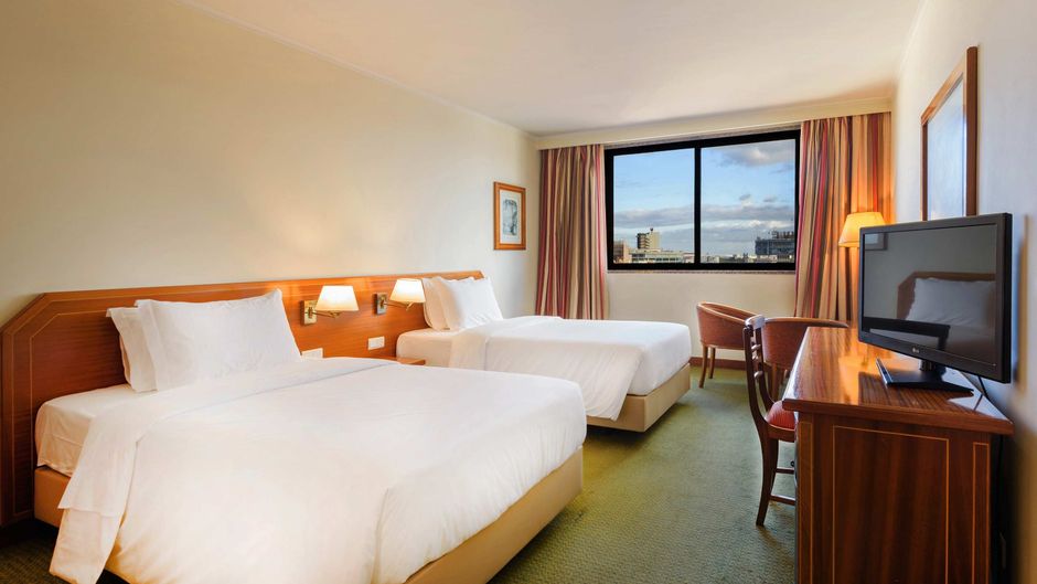 Hotel Real Parque Room