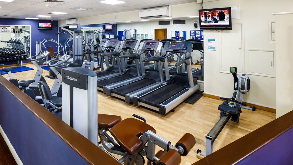 Holiday Inn Brentwood Health Club