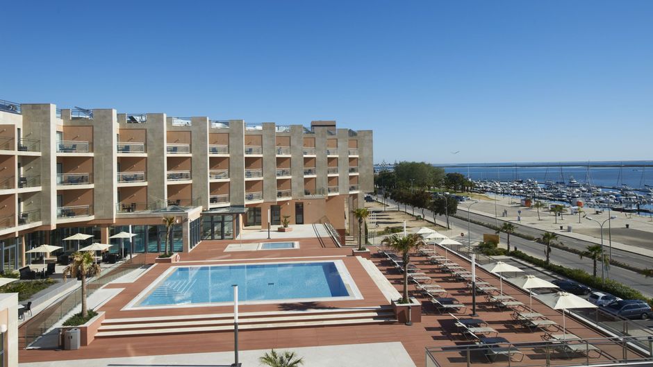 Real Marina Hotel & Spa Exterior
