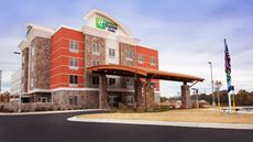 Holiday Inn Express Hot Springs South