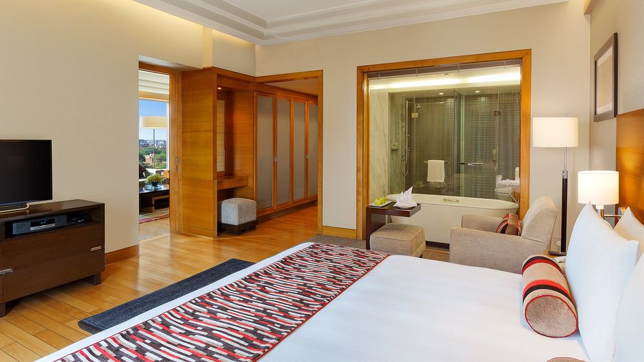Crowne Plaza Gurgaon Suite
