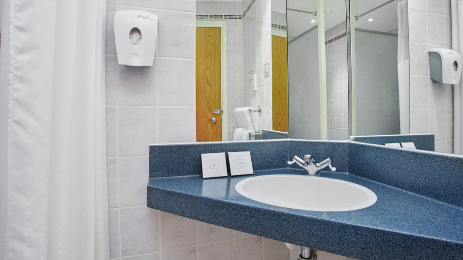 Holiday Inn Express London-Victoria Room