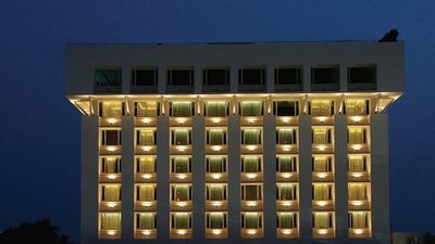 Vivanta Vijayawada, MG Road