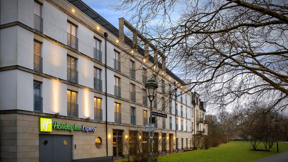 Holiday Inn Express Baden-Baden Exterior