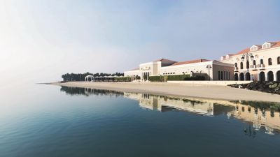 The Ritz-Carlton Abu Dhabi, Grand Canal