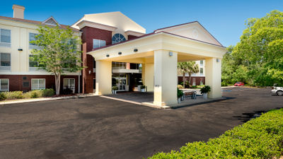 Holiday Inn Express & Suites Daphne