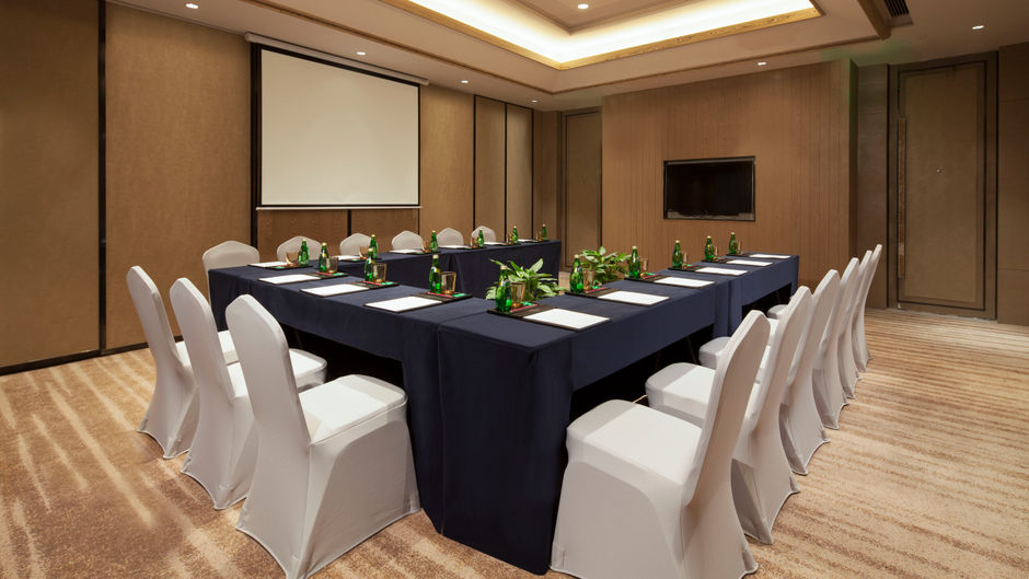 Crowne Plaza Thousand Island Lake Meeting
