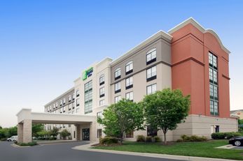 Holiday Inn Express/Suites BWI Airport N