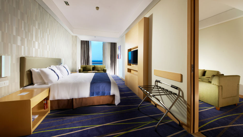 Holiday Inn Express Zhengzhou Airport Room