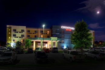 Courtyard by Marriott Statesville