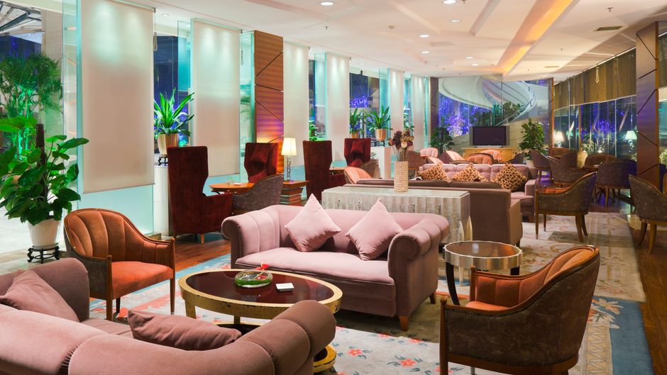 Holiday Inn Century City-WestTower Lobby