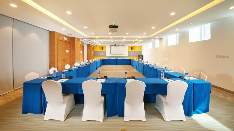 Holiday Inn Express Handan East Meeting