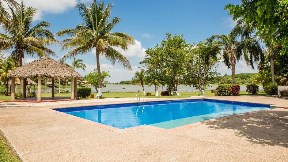 Fiesta Inn Tampico Pool