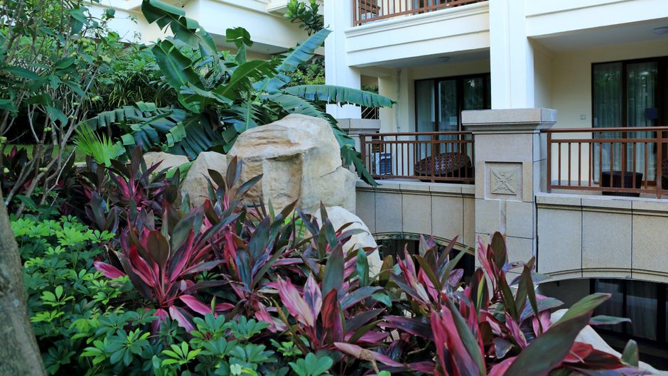 Holiday Inn Express Haikou West Coast Lobby