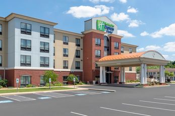 Holiday Inn Express New Philadelphia