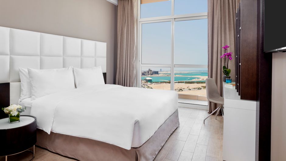 Staybridge Suites Doha Lusail Room