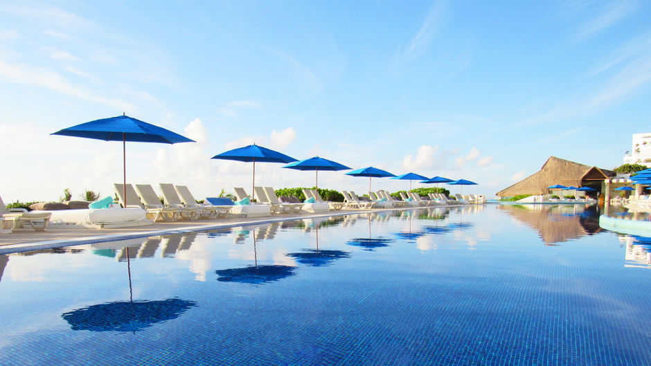 Live Aqua Beach Resort Cancun Pool