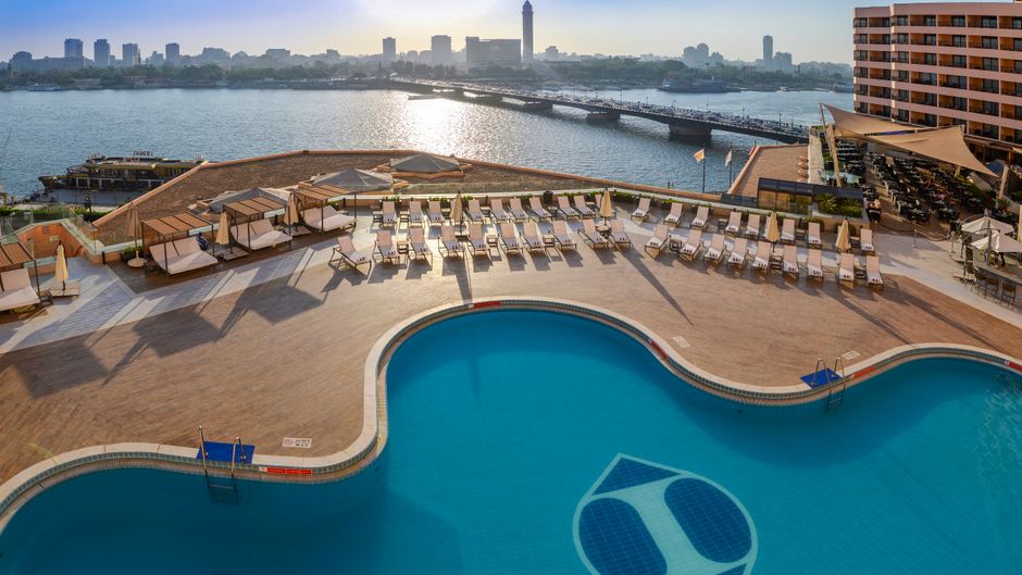 Semiramis InterContinental Cairo Pool