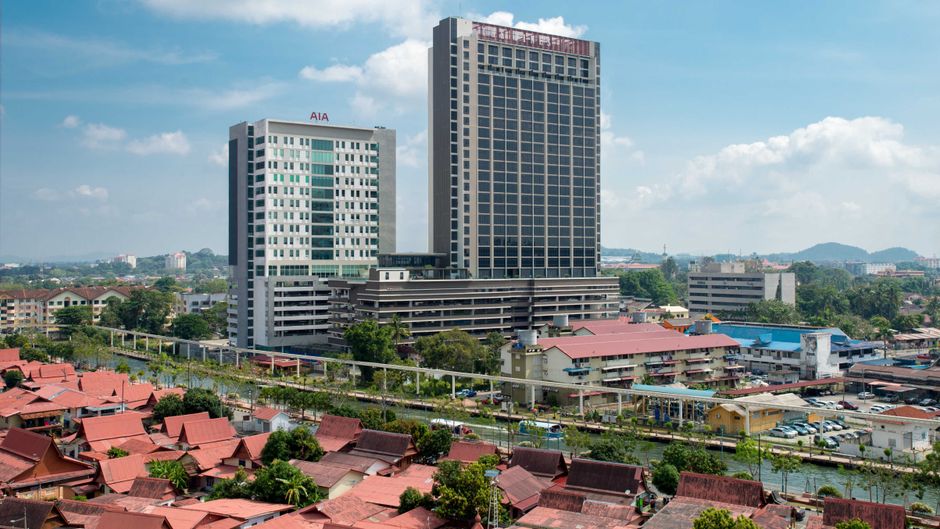 The Pines Melaka Exterior