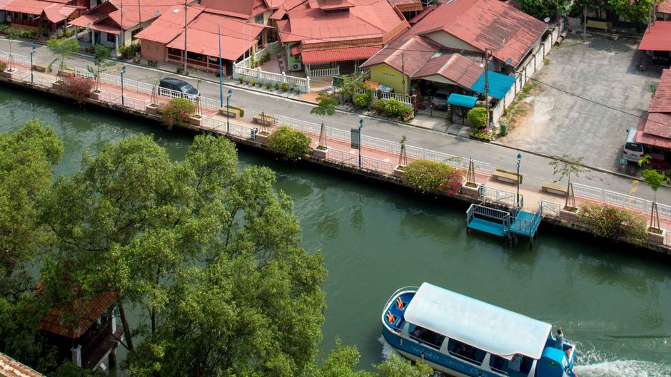 The Pines Melaka Exterior