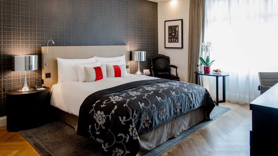 Hotel Schweizerhof Bern Room