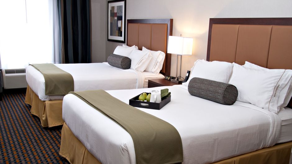 Holiday Inn Express Room