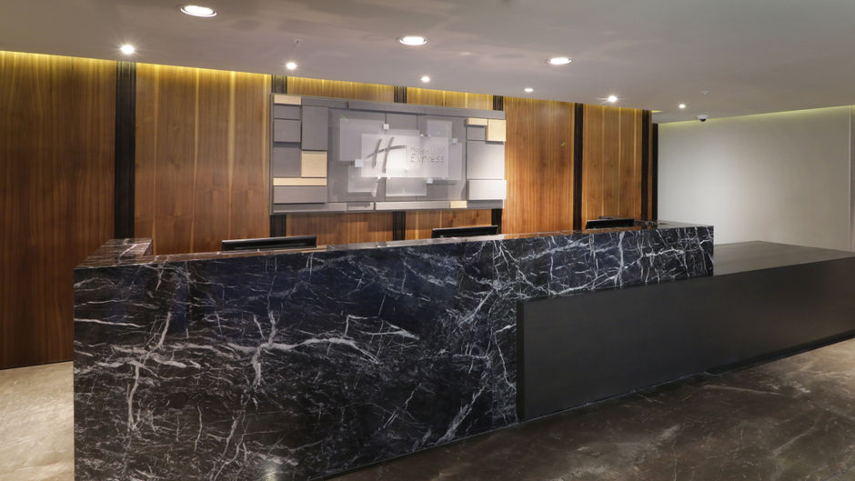 Holiday Inn Express/Stes Monterrey Valle Lobby
