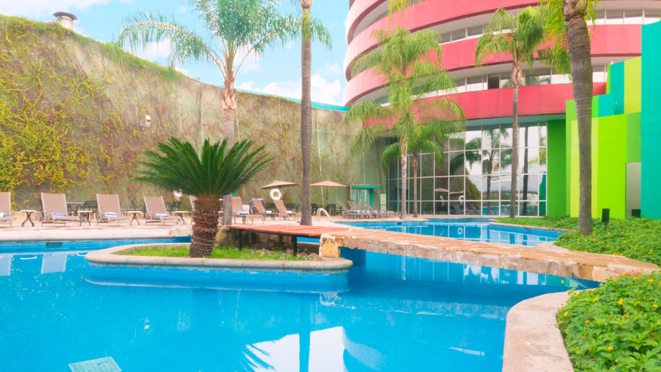 Holiday Inn Monterrey Parque Fundidora Pool