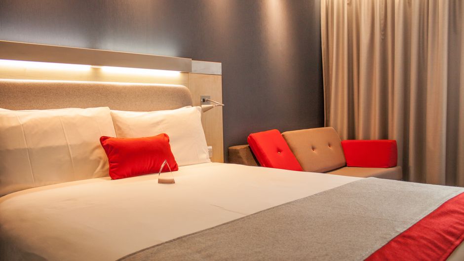 Holiday Inn Express Slough Room