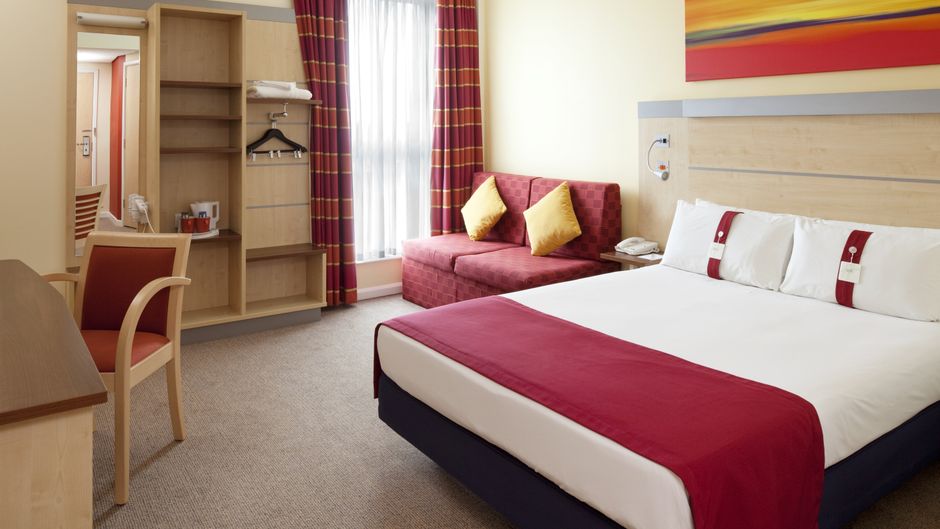Holiday Inn Express Hull City Centre Room