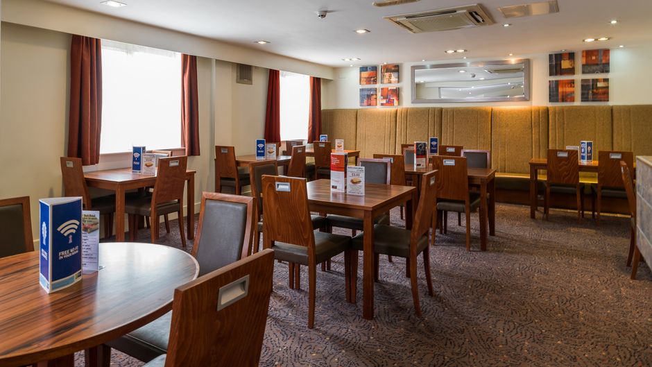 Holiday Inn Express Gatwick Restaurant