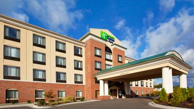 Holiday Inn Express Hotel & Suites