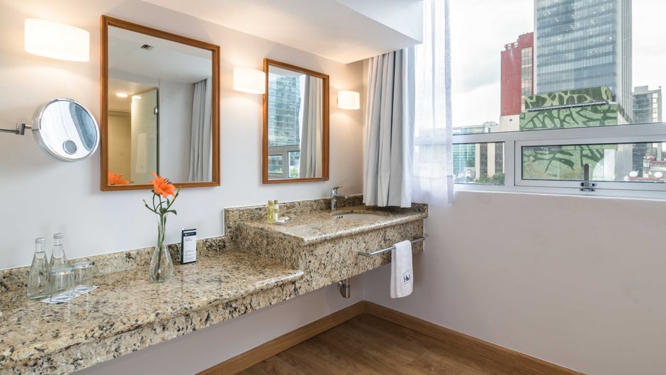 Eurostars Zona Rosa Suites Room