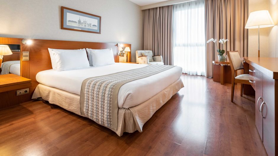 Eurostars San Lazaro Room