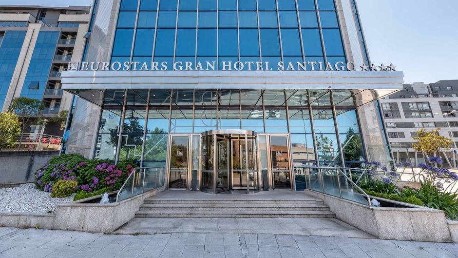 Eurostars Gran Hotel Santiago Exterior