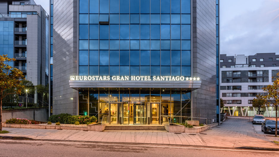 Eurostars Gran Hotel Santiago Exterior