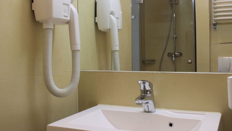 Hotel DeSilva Inn Katowice Airport Room