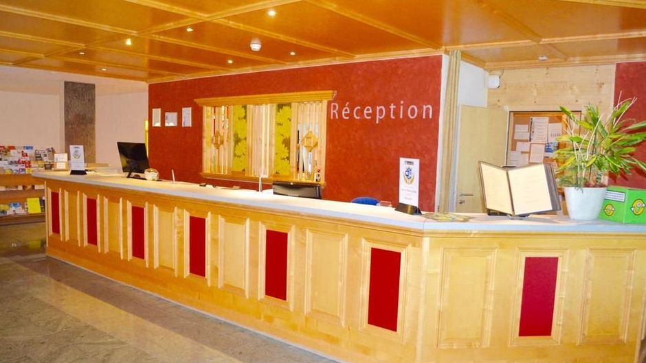 Alpine Classic Hotel Leysin Lobby
