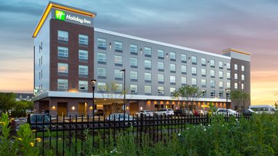 Holiday Inn Boston Logan Airport-Chelsea