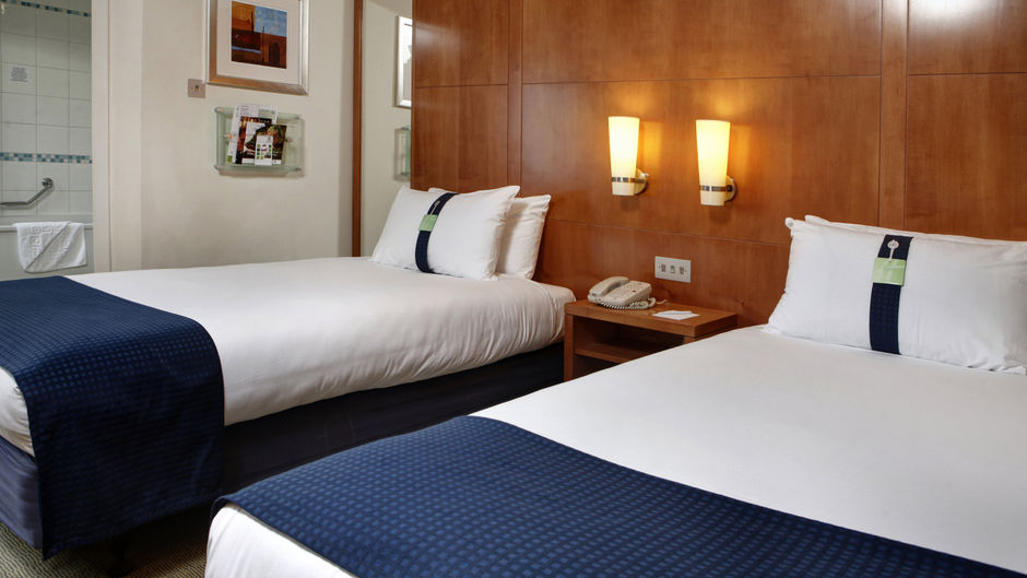 Holiday Inn Basingstoke Room
