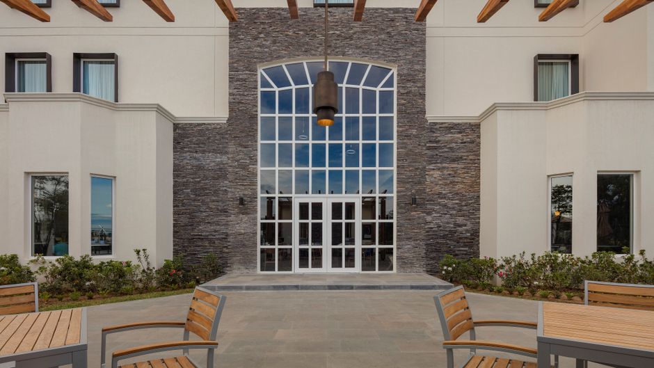 Staybridge Suites Saltillo Exterior