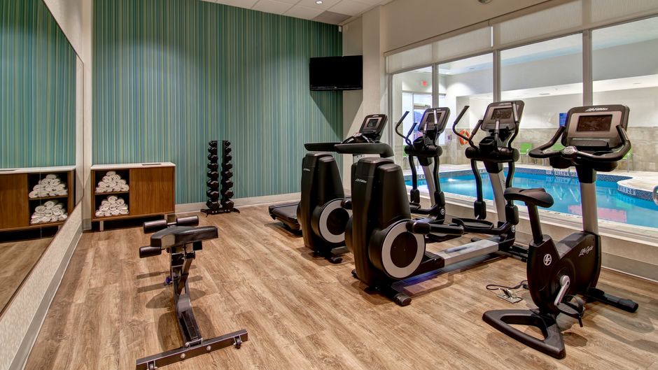 Holiday Inn Express & Suites Markham Health Club